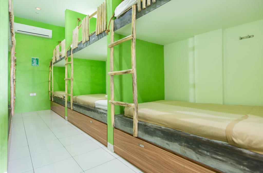 The Eco-Living Hostel Denpasar  Exterior photo